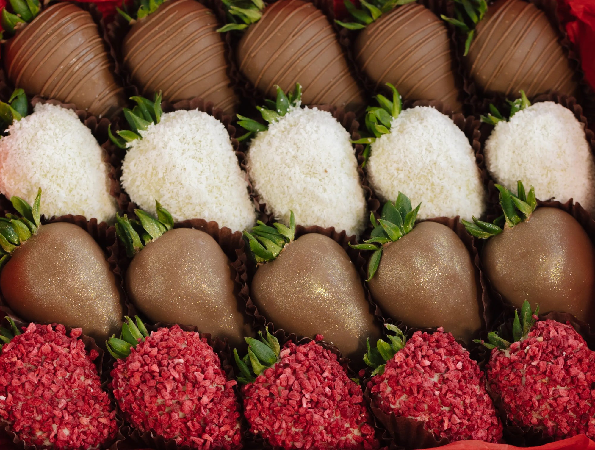 Jamila Box — beautifully decorated Belgian chocolate strawberry gift box Dubai