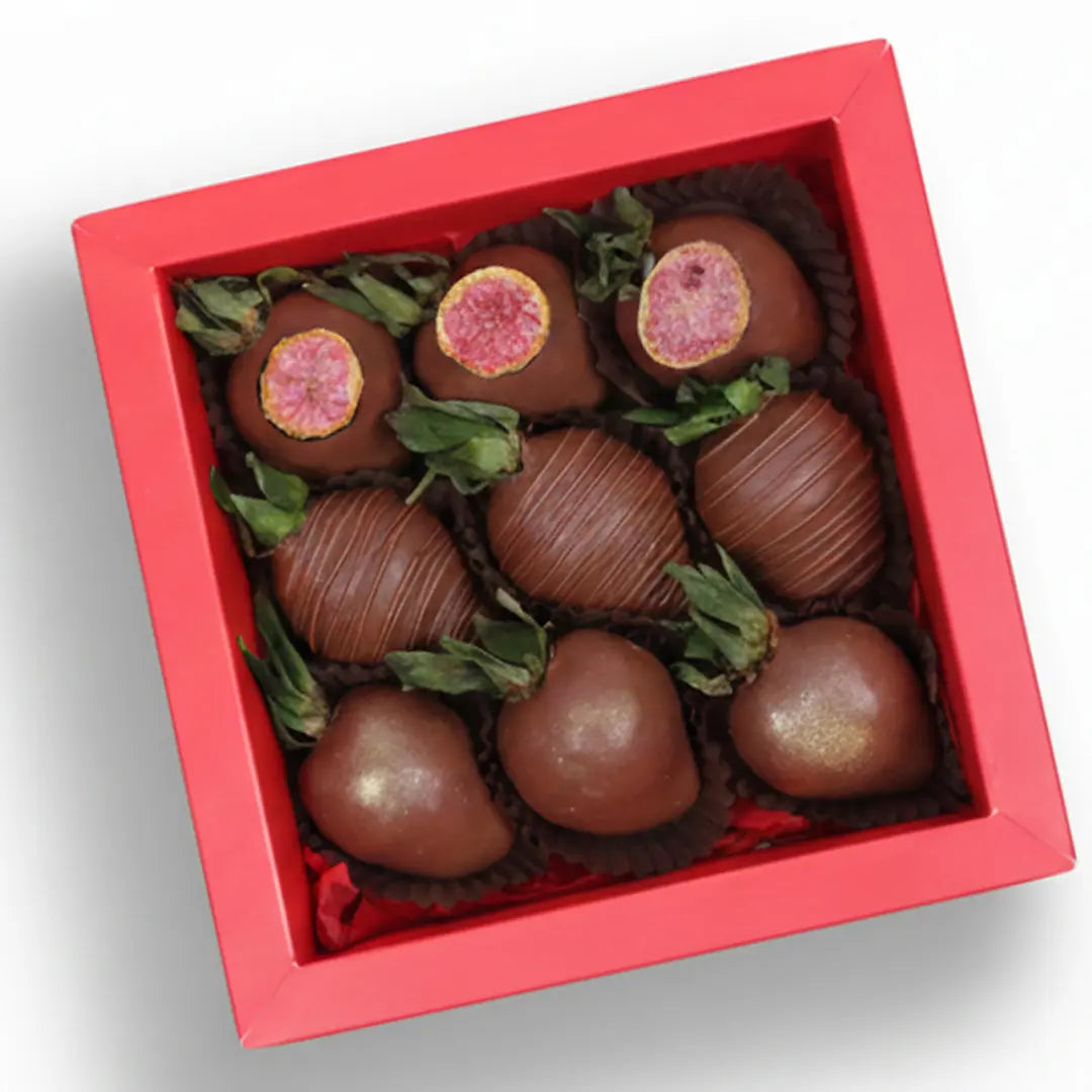 Sara Box — classic Belgian chocolate dipped strawberry gift box Dubai same day delivery