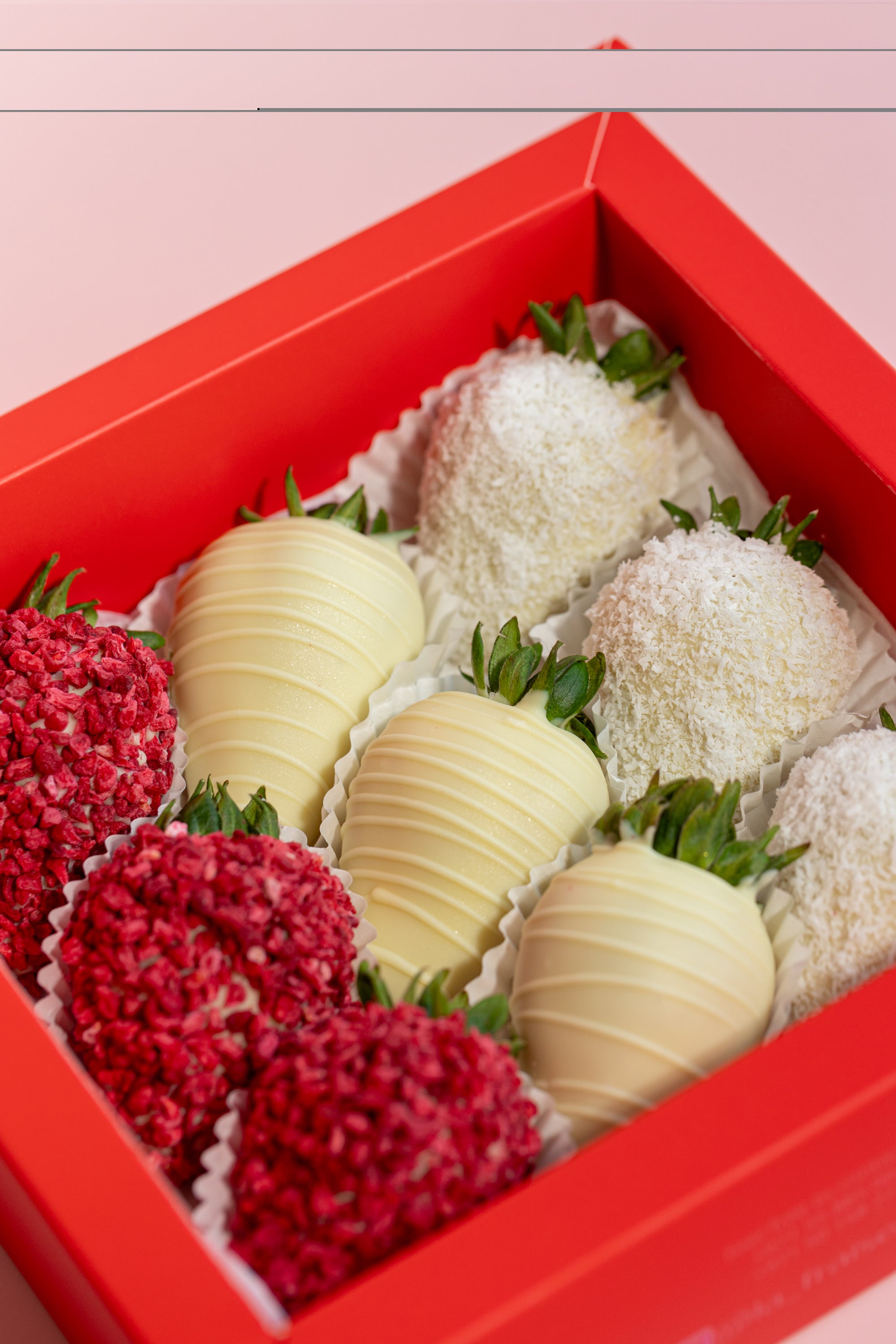Maryam Box – white chocolate strawberries with coconut flakes and raspberry, feminine Dubai chocolate gift box